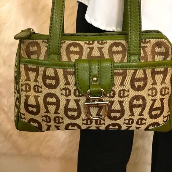 Etienne Aigner Spacious mini Bag - Picture 2 of 10